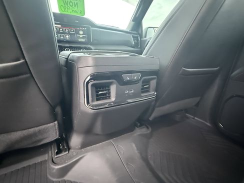 Used 2025 GMC Sierra 1500 AT4 w/ AT4 Premium Package image 14
