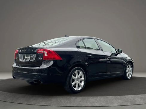 Used 2016 Volvo S60 T5 image 5