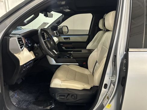 Used 2022 Toyota Tundra 1794 Edition image 15