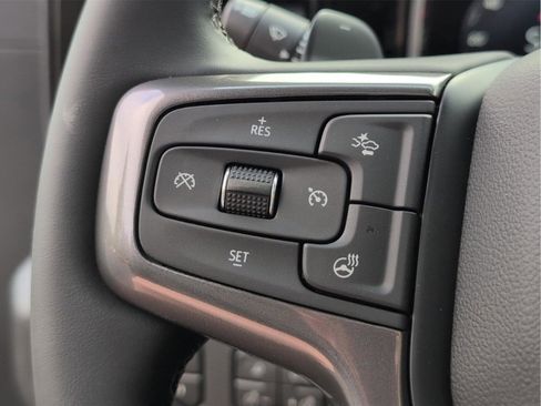 New 2026 Chevrolet Silverado 1500 ZR2 image 18