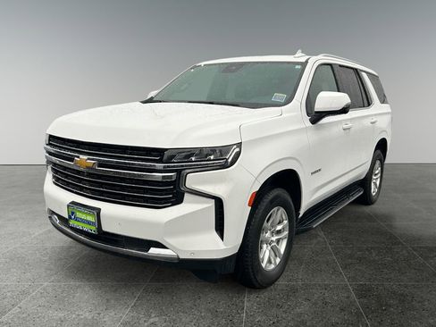 Used 2024 Chevrolet Tahoe LT w/ Luxury Package image 3