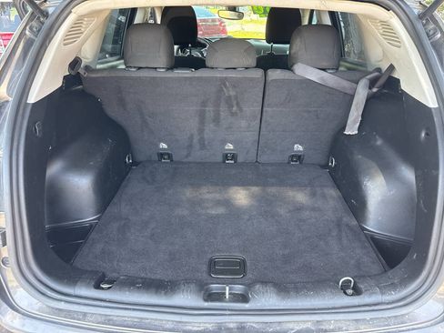 Used 2018 Jeep Compass Sport w/ Tech Group FWD image 9