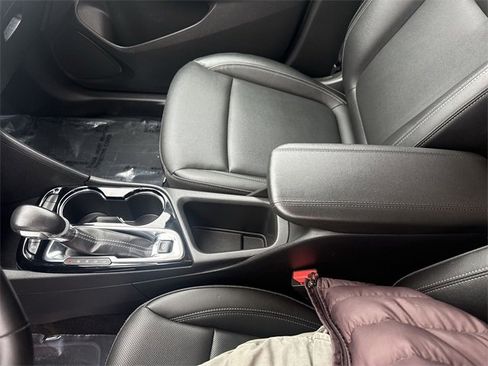 Used 2024 Buick Encore GX Sport Touring image 20