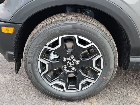 New 2026 Ford Bronco Sport Outer Banks image 17