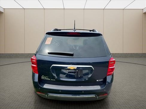 Used 2017 Chevrolet Equinox Premier w/ Enhanced Convenience Package AWD/4WD image 16