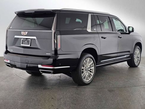 New 2026 Cadillac Escalade ESV Luxury AWD/4WD image 3
