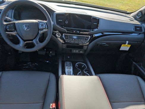 New 2026 Honda Ridgeline Black Edition image 17