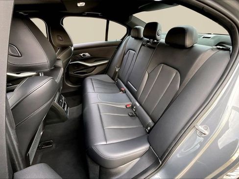 Used 2023 BMW 330i xDrive 330i xDrive w/ Driving Assistance Package image 16