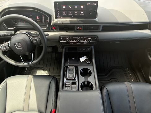 Certified 2026 Honda Pilot EX-L image 2