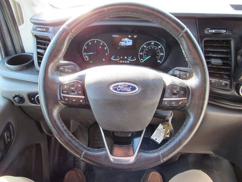 Used 2022 Ford Transit 350 DRW image 27