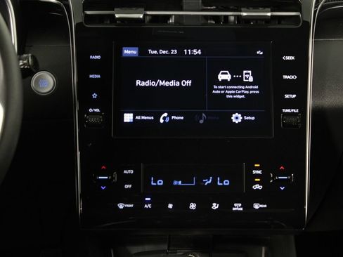 Certified 2024 Hyundai Santa Cruz SEL image 7