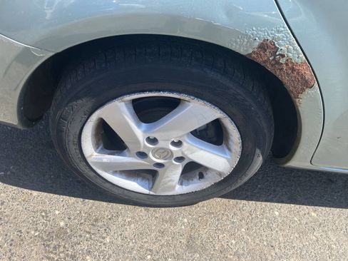 Used 2004 MAZDA MAZDA6 i FWD image 15