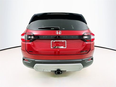 New 2025 Honda Pilot TrailSport image 6