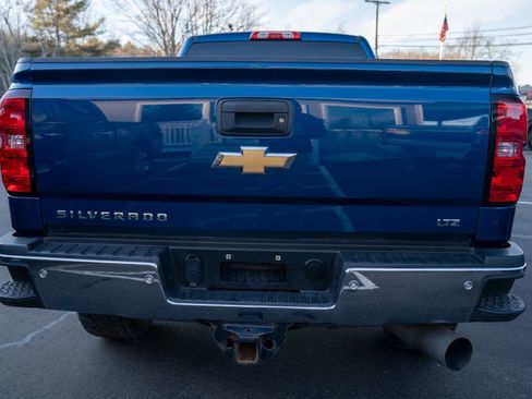Used 2019 Chevrolet Silverado 2500 LTZ w/ Duramax Plus Package image 5