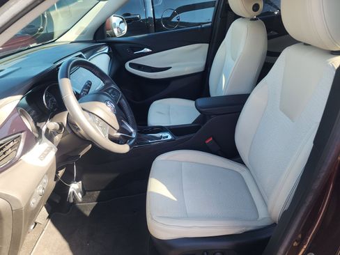 Used 2022 Buick Encore GX Select w/ Advanced Technology Package image 3
