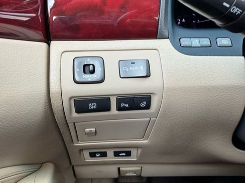 Used 2008 Lexus LS 460 RWD image 17
