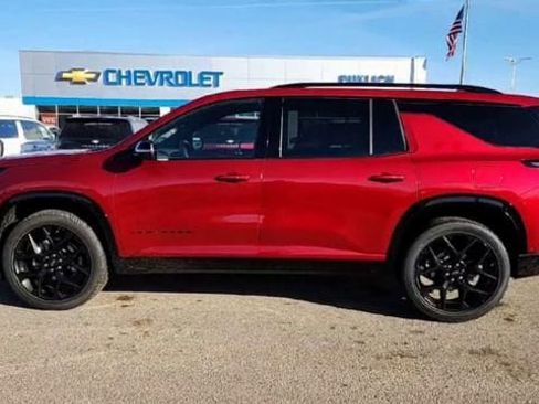 Certified 2024 Chevrolet Traverse RS image 5