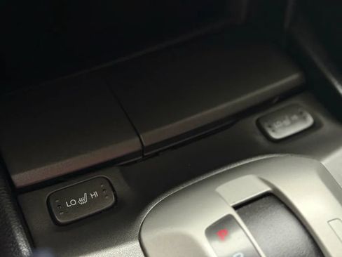 Used 2011 Honda Accord EX-L image 20