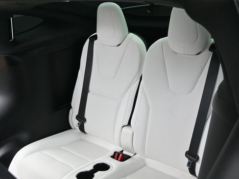 Used 2023 Tesla Model X Plaid AWD/4WD image 9