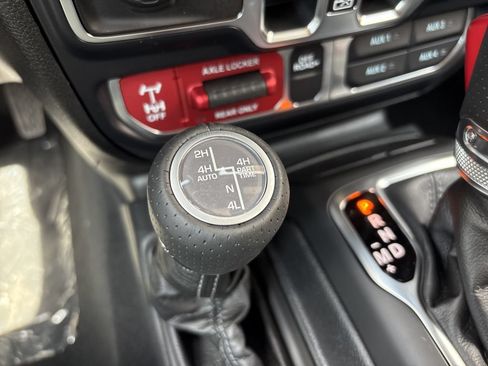 New 2026 Jeep Gladiator Mojave AWD/4WD image 31