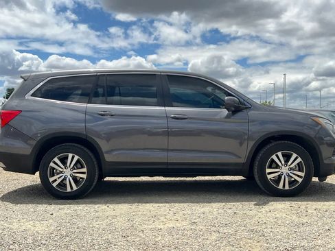 Used 2016 Honda Pilot EX image 9