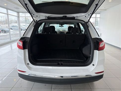 Used 2018 Chevrolet Equinox LS image 15