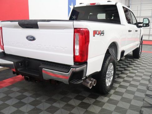 Used 2024 Ford F250 XLT w/ FX4 Off-Road Package AWD/4WD image 25