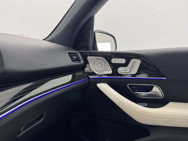 Used 2024 Mercedes-Benz GLE 350 4MATIC image 39