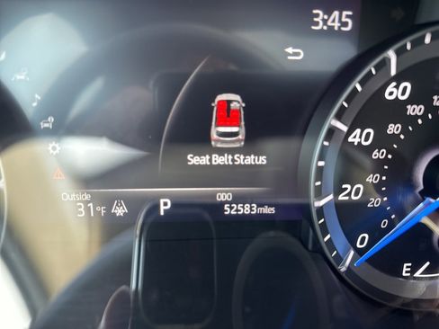 Used 2021 Toyota Highlander XLE image 37