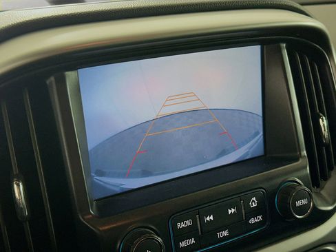 Used 2016 Chevrolet Colorado LT w/ LT Convenience Package image 22