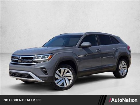 Used 2020 Volkswagen Atlas Cross Sport SE w/ Panoramic Sunroof Package FWD image 1