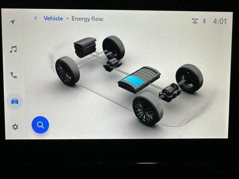 Used 2025 Toyota RAV4 XLE image 32