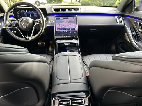 Certified 2023 Mercedes-Benz S 580 4MATIC Sedan w/ AMG Line image 24