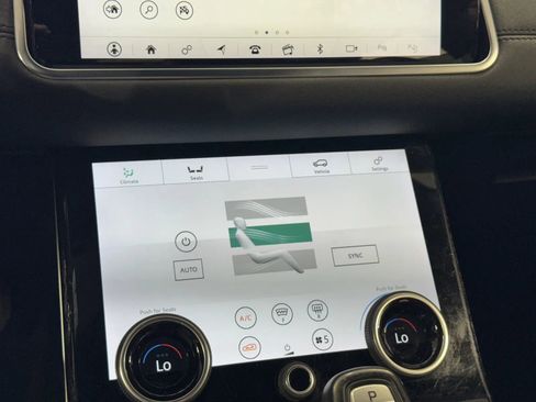 Used 2020 Land Rover Range Rover Evoque SE image 15