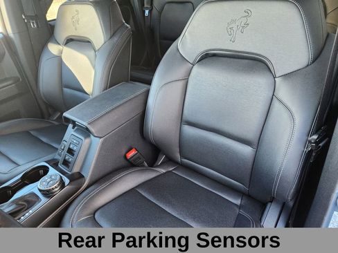 Used 2025 Ford Bronco Big Bend w/ Black Diamond Package image 11