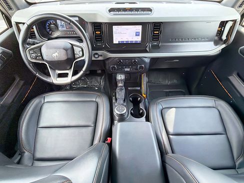 Used 2022 Ford Bronco Badlands image 15