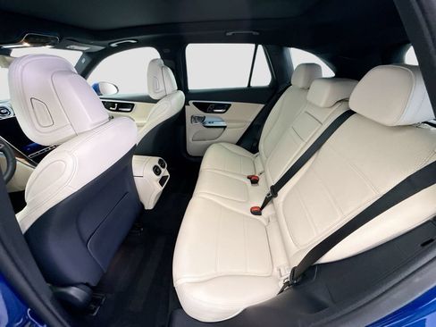 Certified 2026 Mercedes-Benz GLC 300 image 19