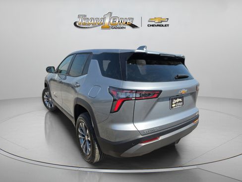 Used 2026 Chevrolet Equinox LT w/ Safety and Technology Package FWD image 6