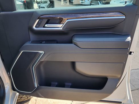 New 2026 GMC Sierra 2500 SLE w/ SLE Value Package; AWD/4WD image 38