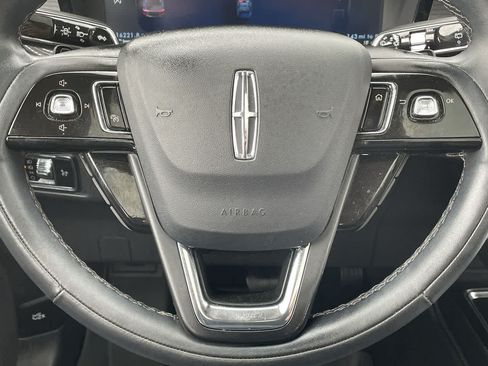 Used 2024 Lincoln Corsair AWD w/ Equipment Group 101A image 10