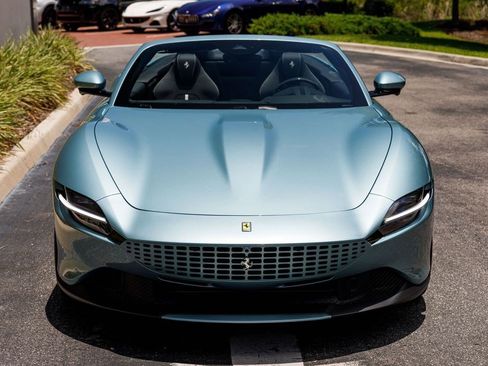 Used 2026 Ferrari Roma Spider RWD image 8