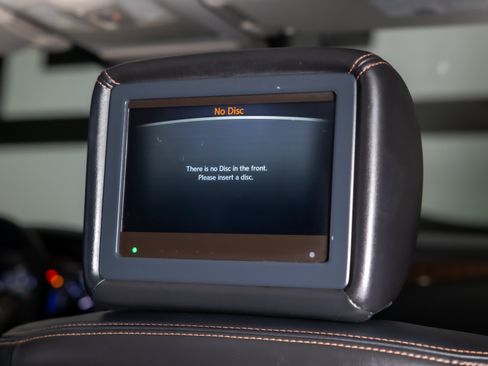 Used 2018 Nissan Armada Platinum w/ Captain Seat Package RWD image 29
