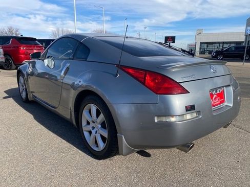 Used 2004 Nissan 350Z Touring w/ Aerodynamics Pkg image 3