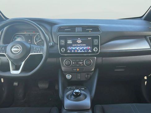 Used 2024 Nissan Leaf S FWD image 25