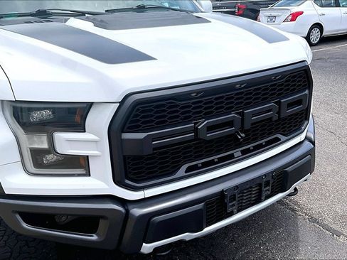 Used 2018 Ford F150 Raptor w/ Equipment Group 802A Luxury AWD/4WD image 5