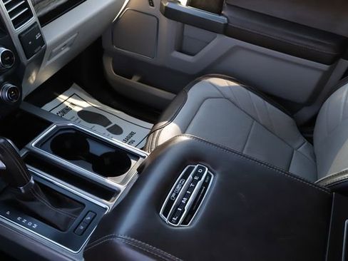 Used 2020 Ford F150 Limited w/ Trailer Tow Package image 30