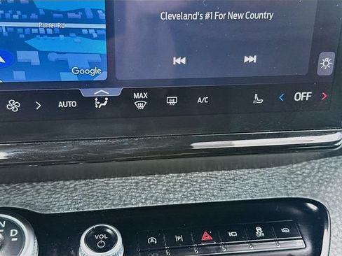 Used 2025 Ford Expedition Tremor AWD/4WD image 17