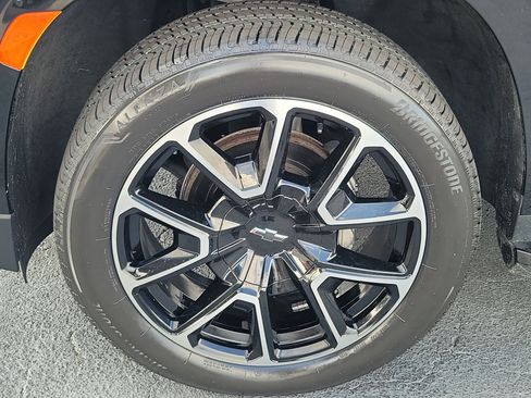 Used 2022 Chevrolet Tahoe RST w/ Luxury Package RWD image 7