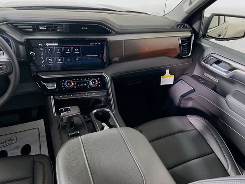New 2026 GMC Sierra 1500 Denali image 19