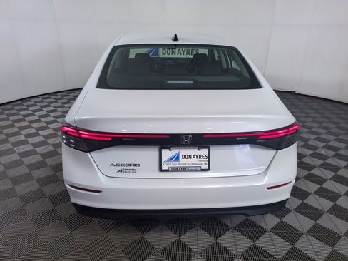 New 2026 Honda Accord SE image 4